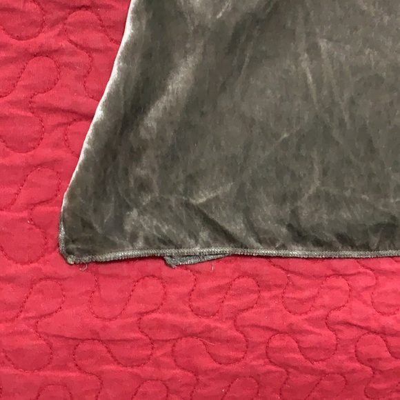 Johnny Was embroidered floral V-neck - Picture 7 of 11